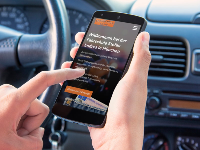 Website für Fahrschule: Ansicht auf dem Handy